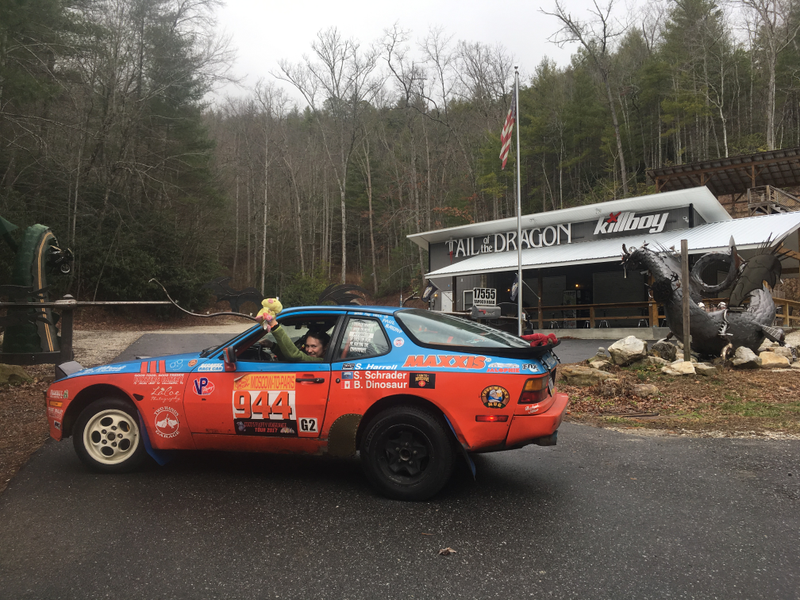 Illustration for article titled Rally Photos of the Day: Oversize edition